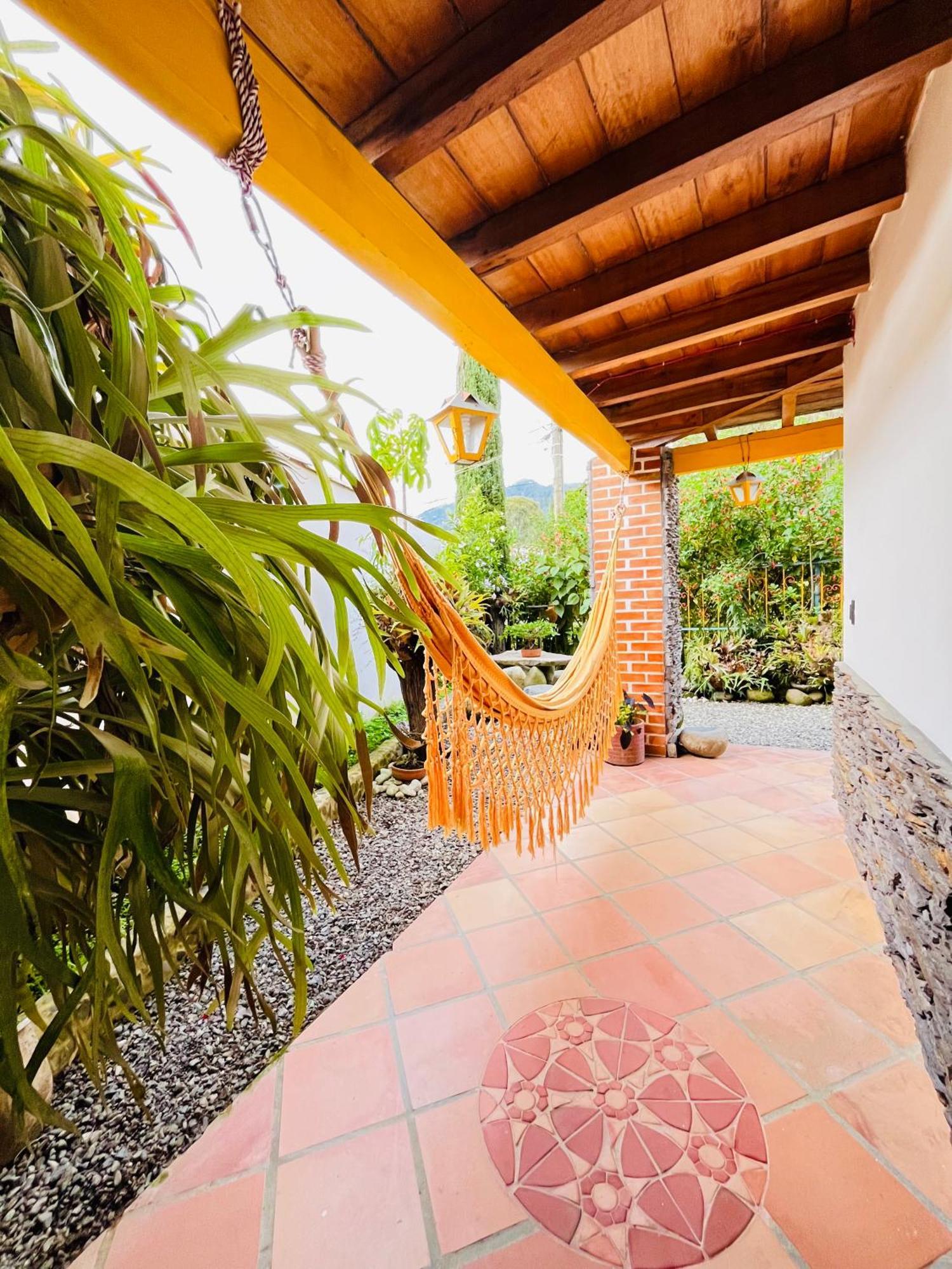 Casa De Las Rocas Hostel Jardin Exterior foto